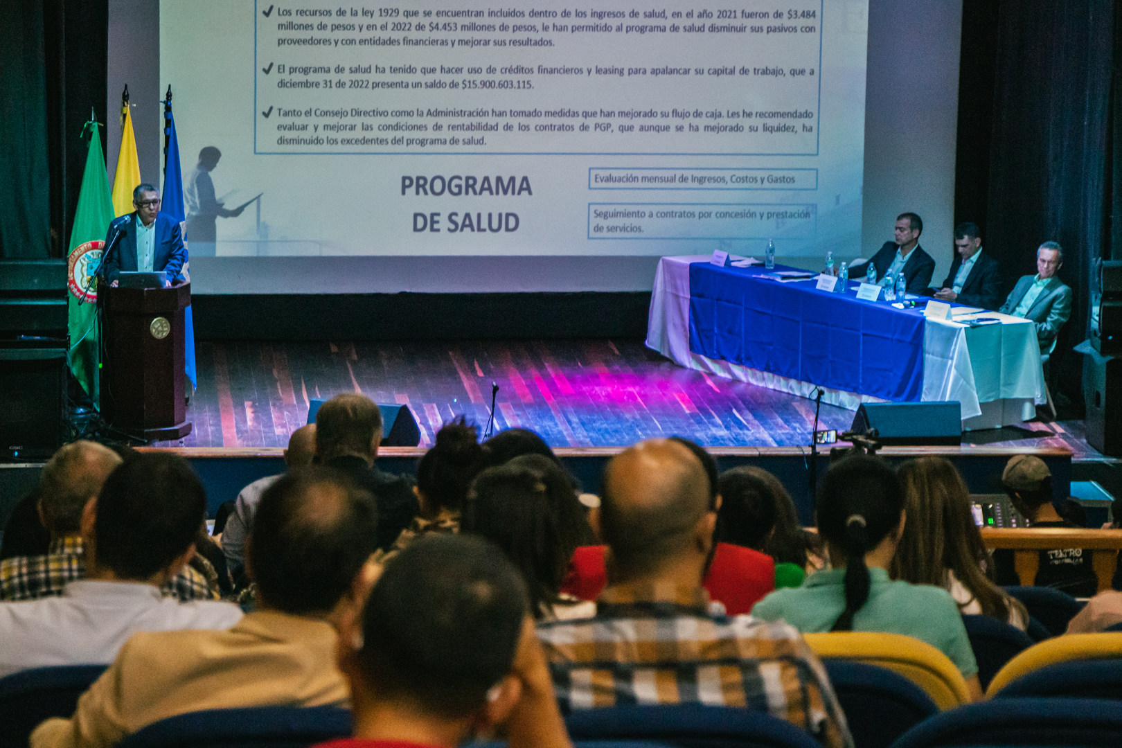 Resolución sobre actualización de estatutos de Comfamiliar Risaralda