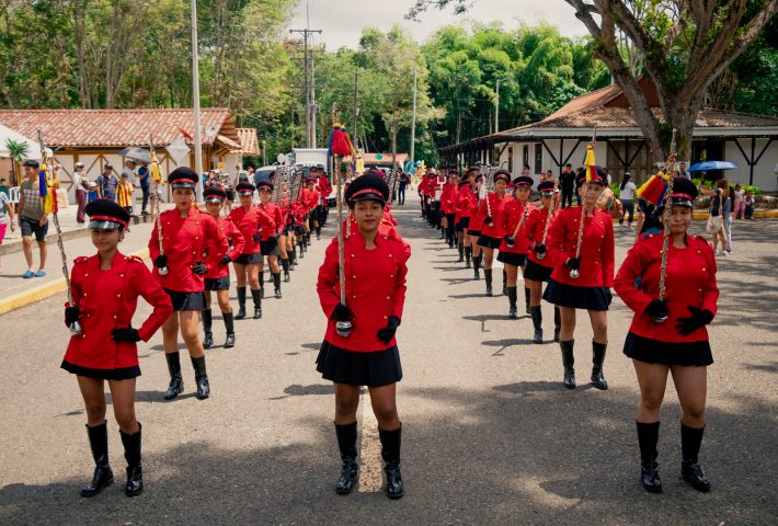 CANASTA DE PAZ